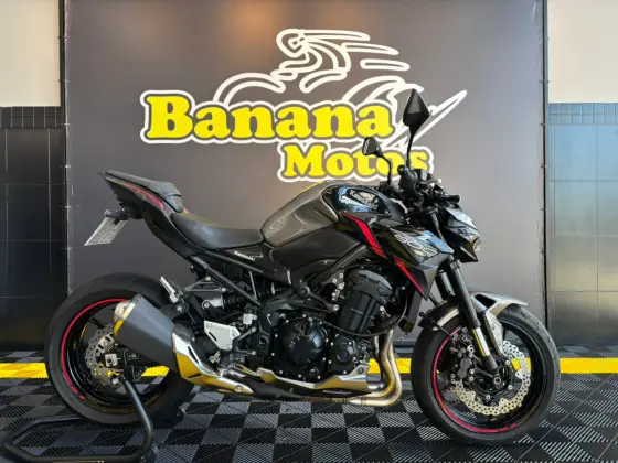 KAWASAKI Z900 KAWASAKI Z900