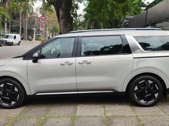 KIA-CARNIVAL-1.6 TGDI HEV EX AUTOMÁTICO KIA-CARNIVAL-2026
