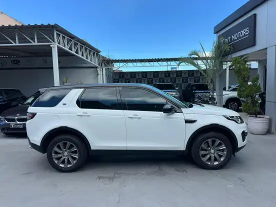 LAND ROVER-DISCOVERY SPORT-2.0 16V SI4 TURBO GASOLINA SE 4P AUTOMÁTICO LAND ROVER-DISCOVERY SPORT-2018