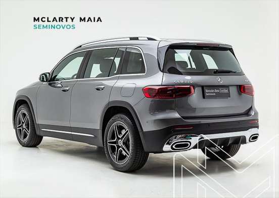 MERCEDES-BENZ-GLB 220-2025
