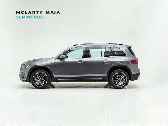 MERCEDES-BENZ-GLB 220-2.0 MHEV AMG LINE 4MATIC 8G-DCT MERCEDES-BENZ-GLB 220-2025