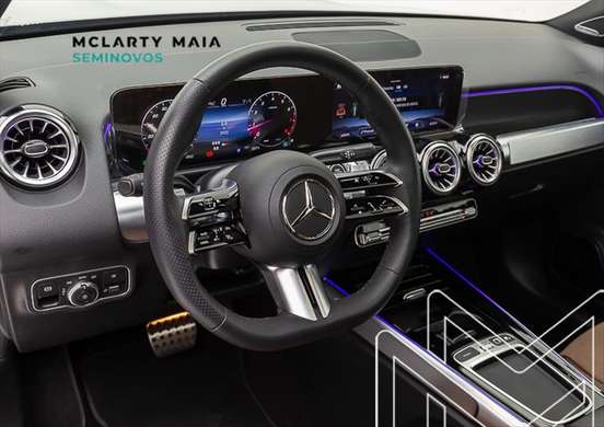 MERCEDES-BENZ-GLB 220-2025