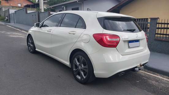 MERCEDES-BENZ-CLASSE A-1.6 200 TURBO URBAN GASOLINA 4P AUTOMATIZADO MERCEDES-BENZ-CLASSE A-2013