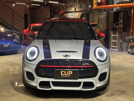 MINI-COOPER-2.0 JOHN COOPER WORKS 16V TURBO GASOLINA 2P AUTOMATICO MINI-COOPER-2017