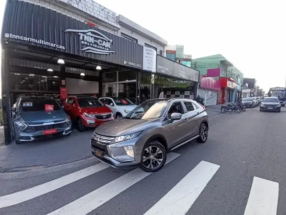 MITSUBISHI ECLIPSE CROSS 1.5 MIVEC TURBO GASOLINA HPE-S CVT MITSUBISHI ECLIPSE CROSS 1.5 MIVEC TURBO GASOLINA HPE-S CVT