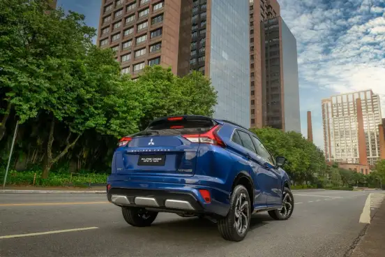 MITSUBISHI-ECLIPSE CROSS-1.5 MIVEC TURBO GASOLINA HPE-S S-AWC CVT MITSUBISHI-ECLIPSE CROSS-2026