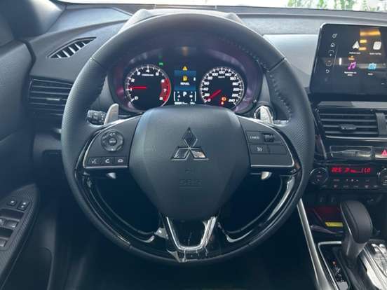 MITSUBISHI-ECLIPSE CROSS-1.5 MIVEC TURBO GASOLINA HPE CVT MITSUBISHI-ECLIPSE CROSS-2026
