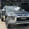 MITSUBISHI L200 TRITON 2.4 16V TURBO DIESEL SPORT HPE CD 4P 4X4 AUTOMÁTICO MITSUBISHI L200 TRITON 2.4 16V TURBO DIESEL SPORT HPE CD 4P 4X4 AUTOMÁTICO