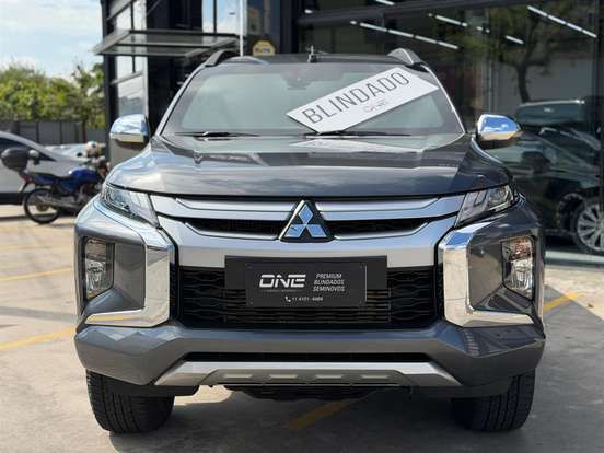 MITSUBISHI-L200 TRITON-2023
