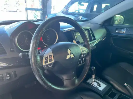 MITSUBISHI-LANCER-2015