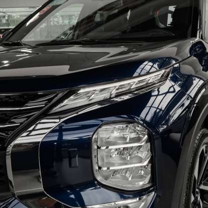 MITSUBISHI-OUTLANDER-2025