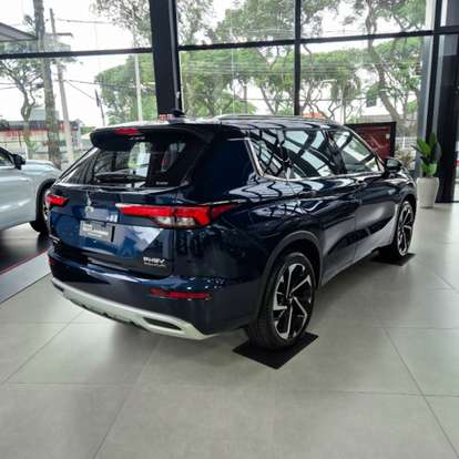 MITSUBISHI-OUTLANDER-2.4 PHEV SIGNATURE S-AWC DHT MITSUBISHI-OUTLANDER-2025