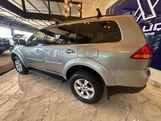 MITSUBISHI-PAJERO DAKAR-2012