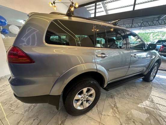 MITSUBISHI-PAJERO DAKAR-2012
