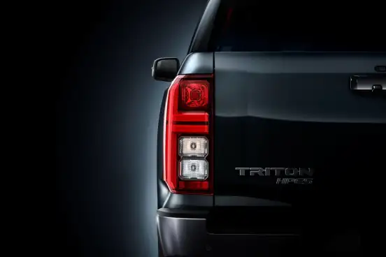MITSUBISHI-TRITON-2.4 BITURBO DIESEL CD HPE-S 4X4 AUTOMÁTICO MITSUBISHI-TRITON-2026