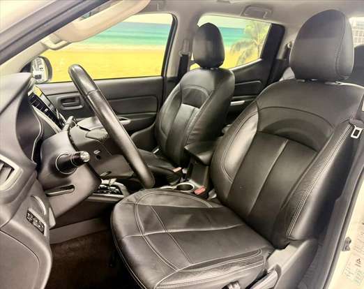 MITSUBISHI-TRITON-2024