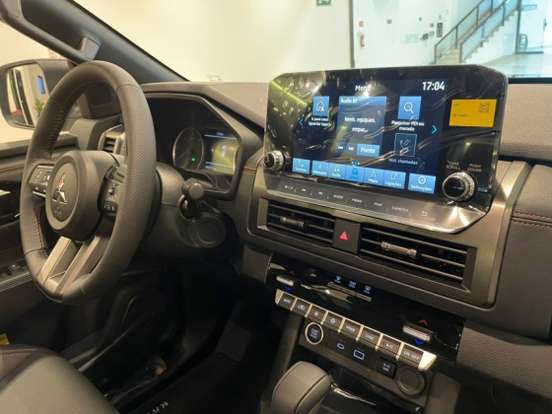 MITSUBISHI-TRITON-2026