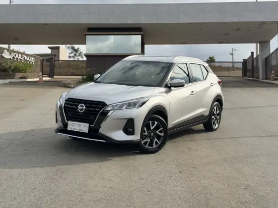 NISSAN KICKS 1.6 16V FLEXSTART SENSE XTRONIC NISSAN KICKS 1.6 16V FLEXSTART SENSE XTRONIC