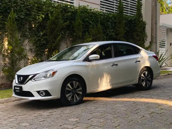 NISSAN SENTRA 2.0 SV 16V FLEXSTART 4P AUTOMÁTICO NISSAN SENTRA 2.0 SV 16V FLEXSTART 4P AUTOMÁTICO