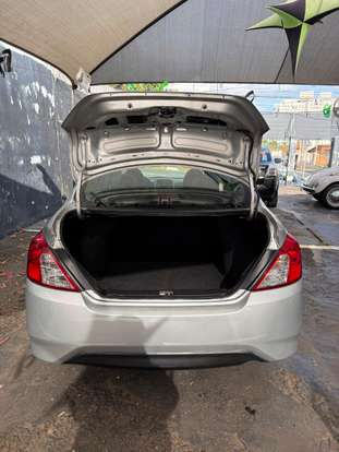 NISSAN-VERSA-2016