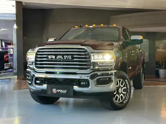 RAM 3500 6.7 I6 TURBO DIESEL LIMITED LONGHORN CD 4X4  AUTOMÁTICO