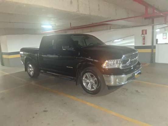 RAM-1500-5.7 V8 GASOLINA LIMITED CD 4X4 AUTOMÁTICO RAM-1500-2023