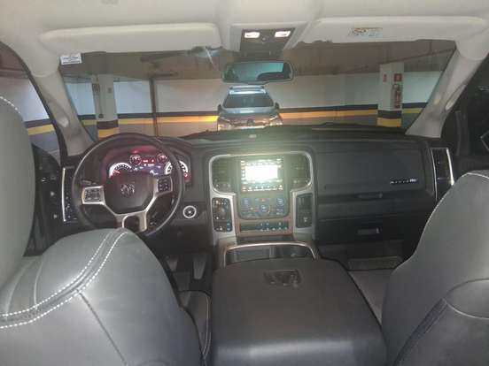 RAM-1500-5.7 V8 GASOLINA LIMITED CD 4X4 AUTOMÁTICO RAM-1500-2023