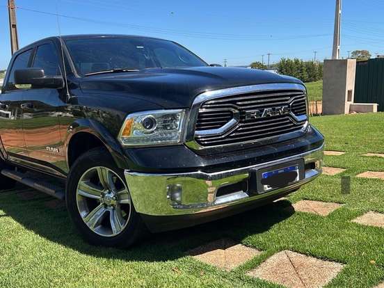 RAM-CLASSIC-5.7 V8 GASOLINA LARAMIE CD 4X4 AUTOMÁTICO RAM-CLASSIC-2023
