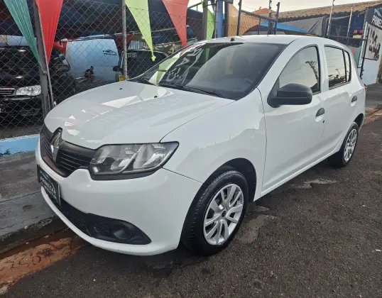 RENAULT SANDERO 1.0 AUTHENTIQUE 16V FLEX 4P MANUAL
