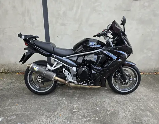 SUZUKI GSX 1250 FA 