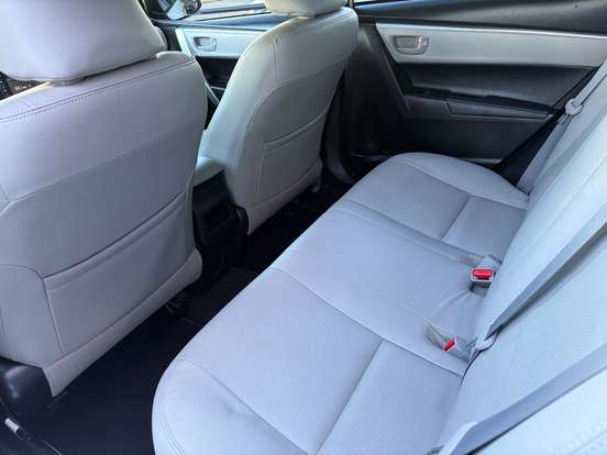 TOYOTA-COROLLA-2017