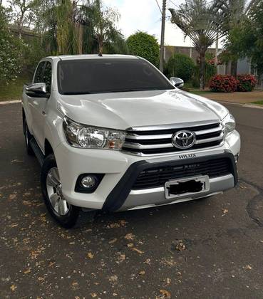 TOYOTA HILUX 2.8 SRV 4X4 CD 16V DIESEL 4P AUTOMÁTICO