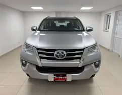 TOYOTA HILUX SW4 2.7 SR 4X2 16V FLEX 4P AUTOMÁTICO TOYOTA HILUX SW4 2.7 SR 4X2 16V FLEX 4P AUTOMÁTICO