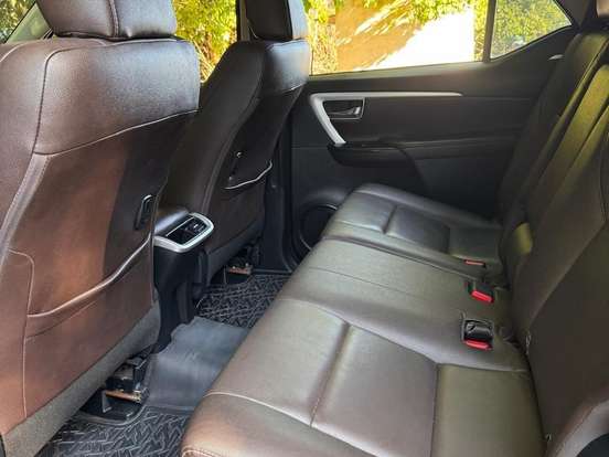 TOYOTA-HILUX SW4-2.8 SRX 4X4 16V TURBO INTERCOOLER DIESEL 4P AUTOMÁTICO TOYOTA-HILUX SW4-2018