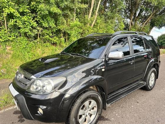 TOYOTA HILUX SW4 3.0 SRV 4X4 16V TURBO INTERCOOLER DIESEL 4P AUTOMÁTICO