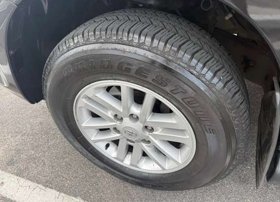 TOYOTA-HILUX SW4-2014
