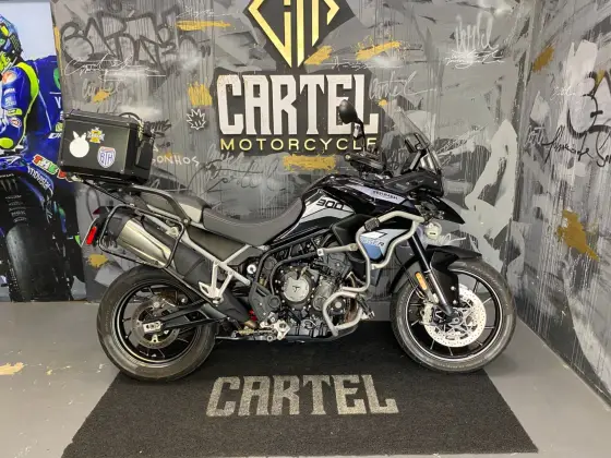 TRIUMPH TIGER 900 GT PRO 