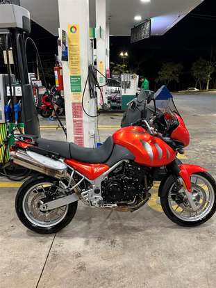 TRIUMPH-TIGER 955i-2005