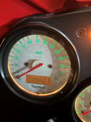 TRIUMPH-TIGER 955i-2005