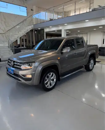 VOLKSWAGEN AMAROK 2.0 HIGHLINE 4X4 CD 16V TURBO INTERCOOLER DIESEL 4P AUTOMÁTICO VOLKSWAGEN AMAROK 2.0 HIGHLINE 4X4 CD 16V TURBO INTERCOOLER DIESEL 4P AUTOMÁTICO