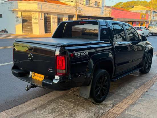 VOLKSWAGEN-AMAROK-2.0 HIGHLINE EXTREME 4X4 CD 16V TURBO INTERCOOLER DIESEL 4P AUTOMÁTICO VOLKSWAGEN-AMAROK-2016