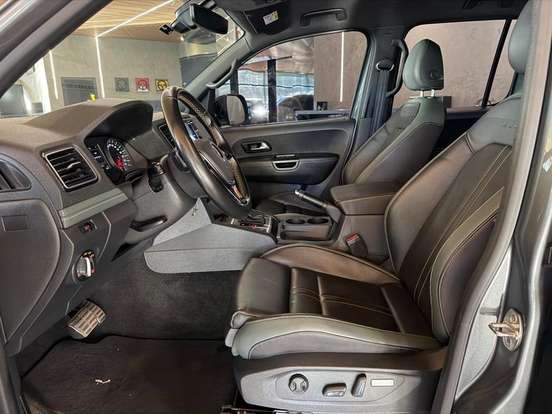 VOLKSWAGEN-AMAROK-2024