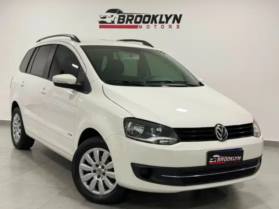 VOLKSWAGEN FOX 1.6 MI 8V FLEX 4P MANUAL VOLKSWAGEN FOX 1.6 MI 8V FLEX 4P MANUAL