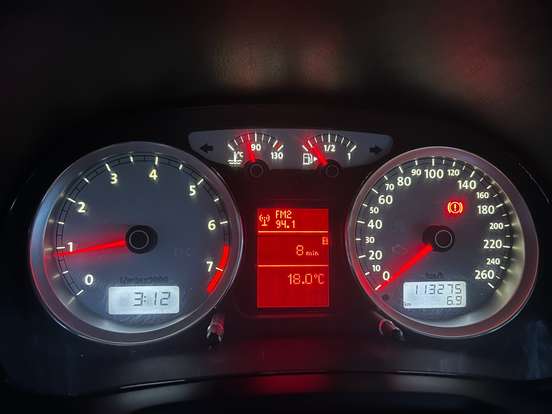 VOLKSWAGEN-GOLF-2013