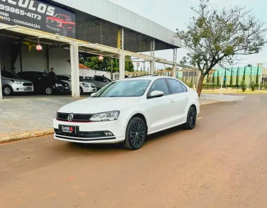 VOLKSWAGEN JETTA 1.4 16V TSI COMFORTLINE GASOLINA 4P TIPTRONIC VOLKSWAGEN JETTA 1.4 16V TSI COMFORTLINE GASOLINA 4P TIPTRONIC