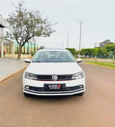 VOLKSWAGEN-JETTA-2017