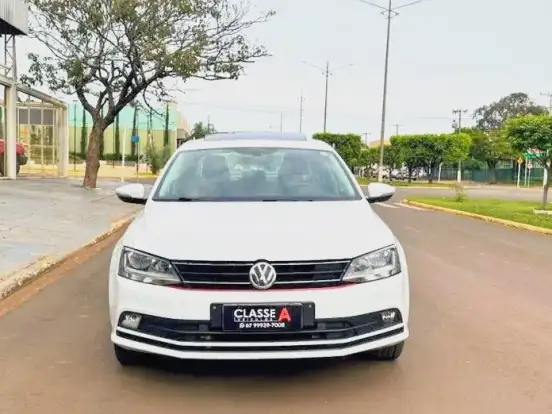 VOLKSWAGEN-JETTA-1.4 16V TSI COMFORTLINE GASOLINA 4P TIPTRONIC VOLKSWAGEN-JETTA-2017