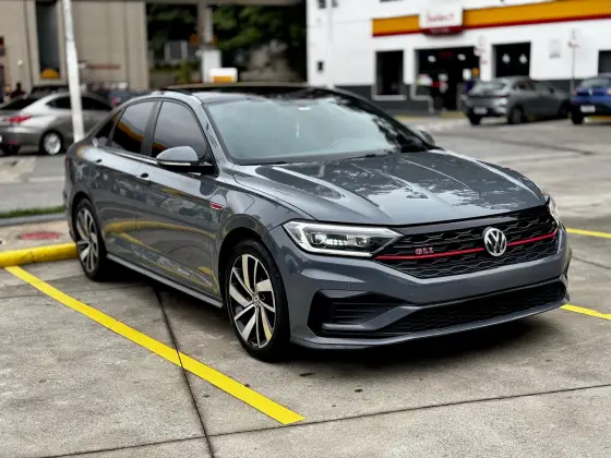 VOLKSWAGEN JETTA 2.0 350 TSI GASOLINA GLI DSG