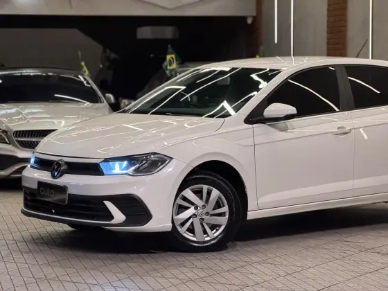 VOLKSWAGEN POLO 1.0 170 TSI MANUAL