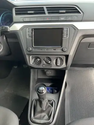 VOLKSWAGEN-SAVEIRO-2023